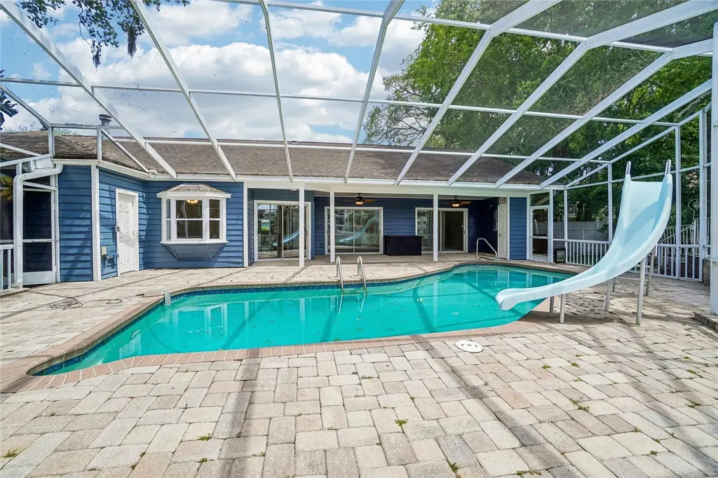 5609 Executive Drive New Port Richey FL 34652