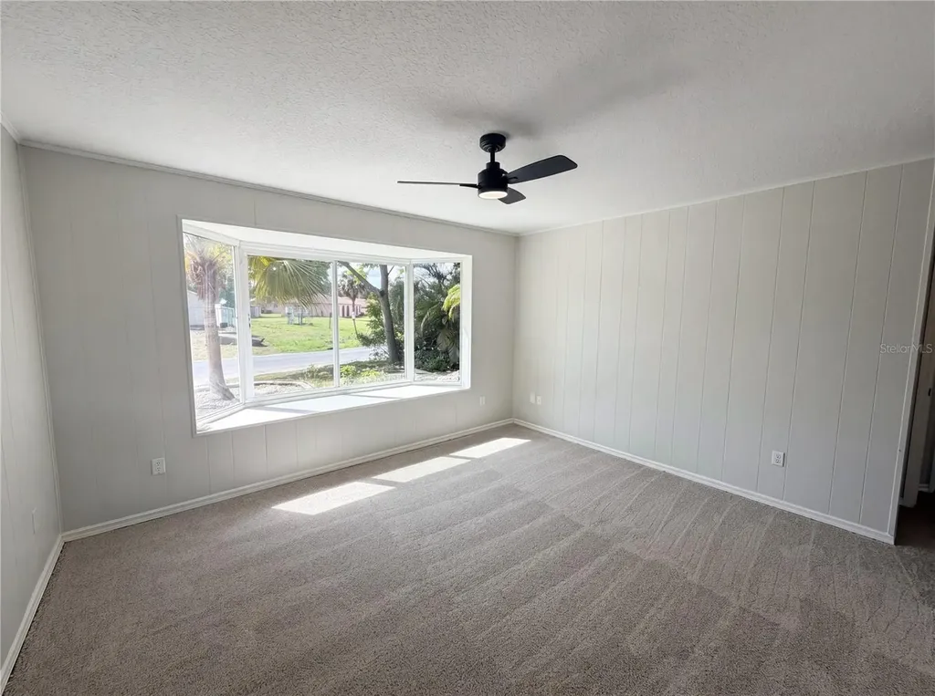 5609 Executive Drive New Port Richey FL 34652