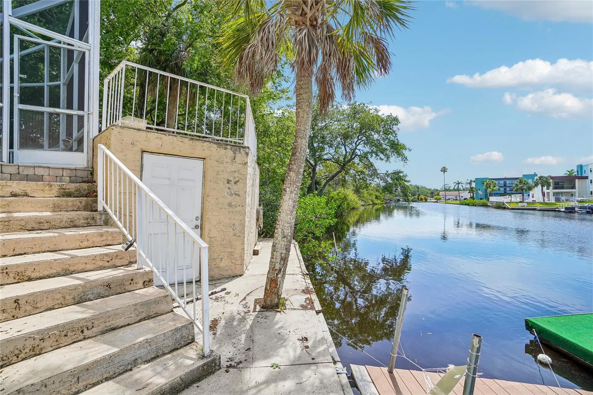 5609 Executive Drive New Port Richey FL 34652