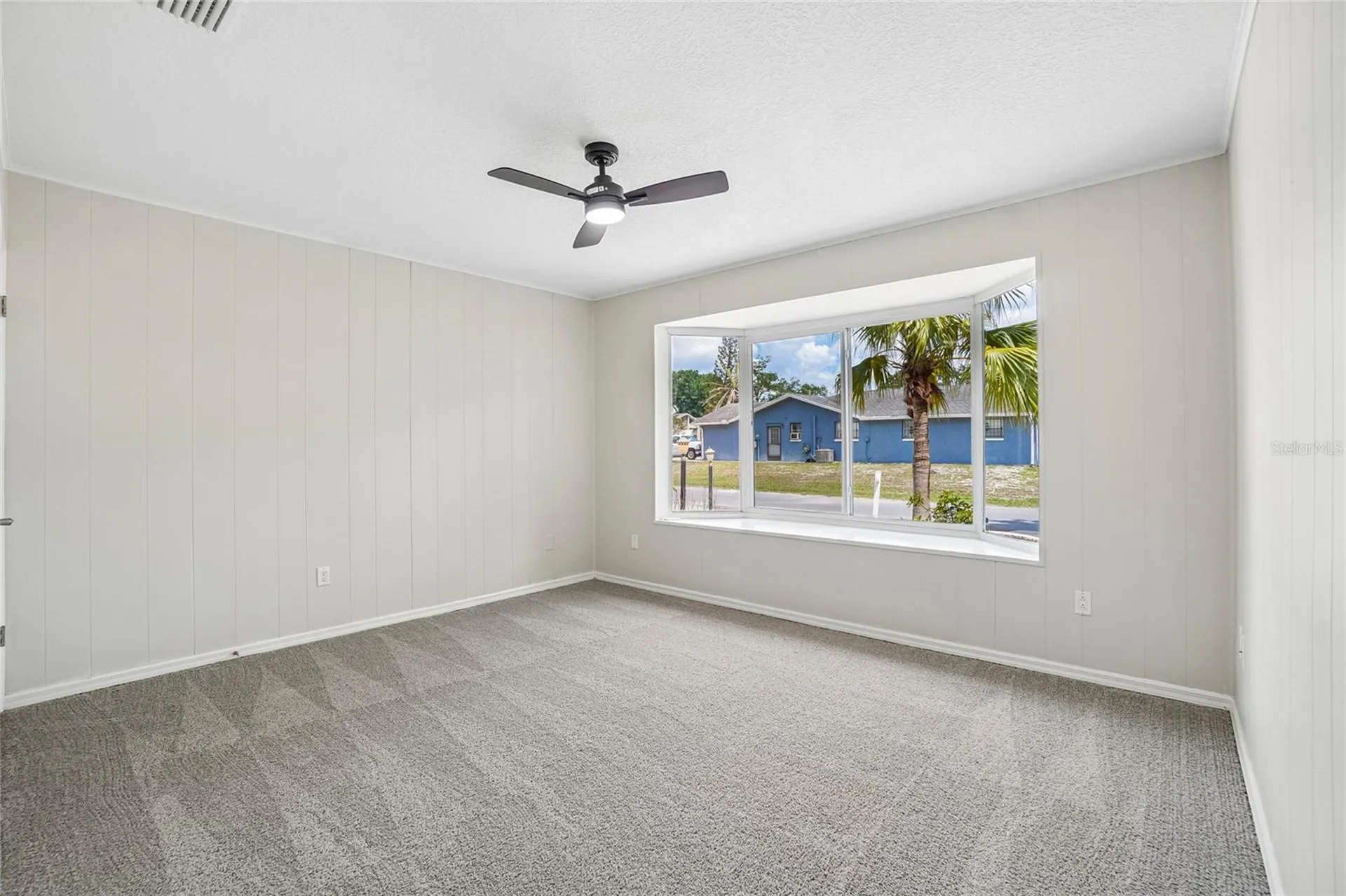 5609 Executive Drive New Port Richey FL 34652