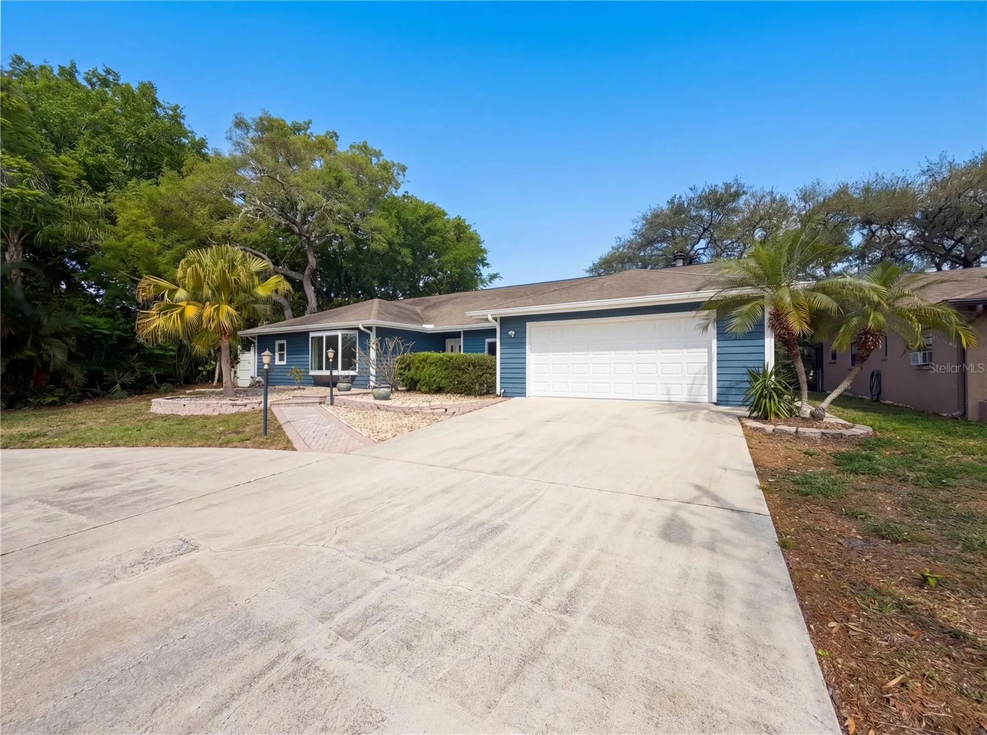 5609 Executive Drive New Port Richey FL 34652