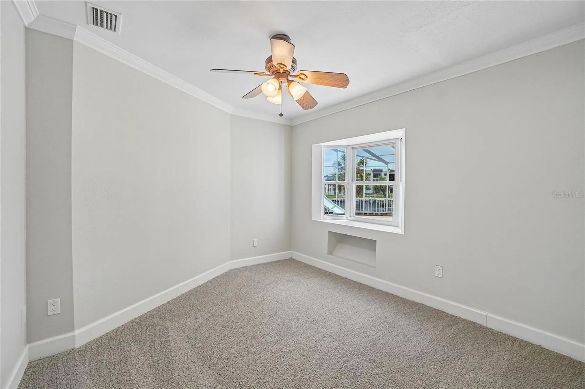 5609 Executive Drive New Port Richey FL 34652
