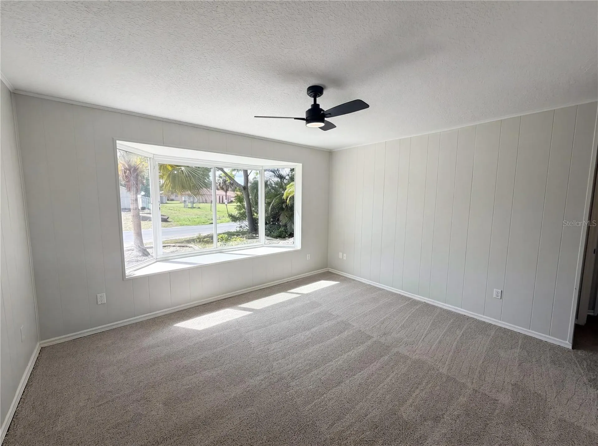 5609 Executive Drive New Port Richey FL 34652