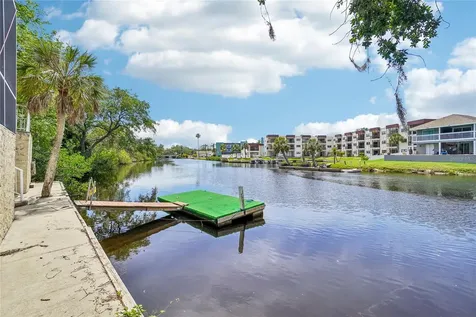 5609 Executive Drive New Port Richey FL 34652