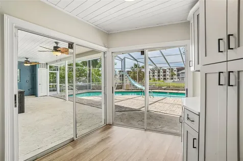 5609 Executive Drive New Port Richey FL 34652