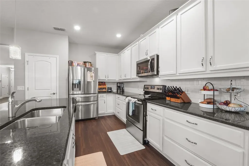 5880 Marmalade Lane Seminole FL 33772