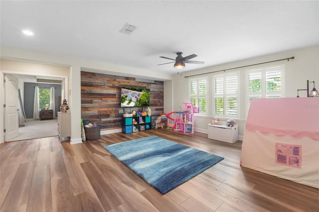 5880 Marmalade Lane Seminole FL 33772