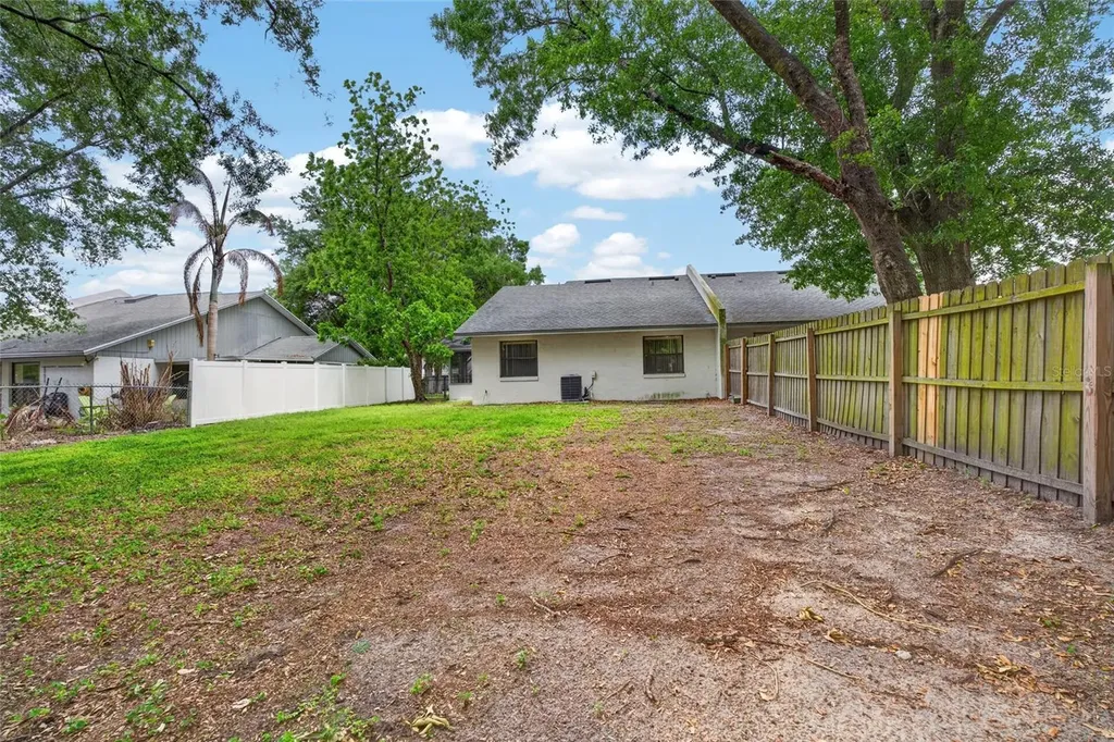 1140 Dosseywood Lane Lakeland FL 33811