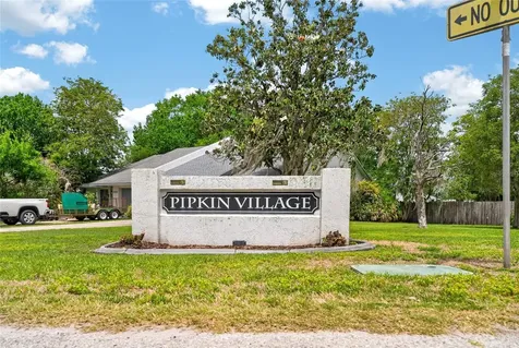 1140 Dosseywood Lane Lakeland FL 33811