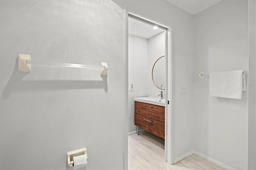 4566 Hidden View Place Sarasota FL 34235