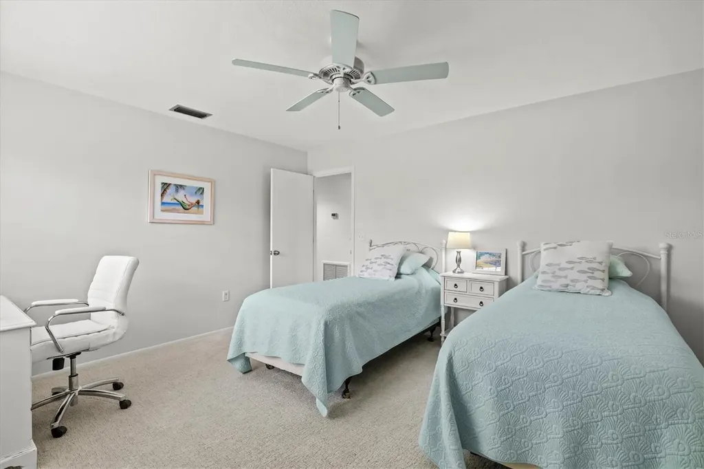 4566 Hidden View Place Sarasota FL 34235