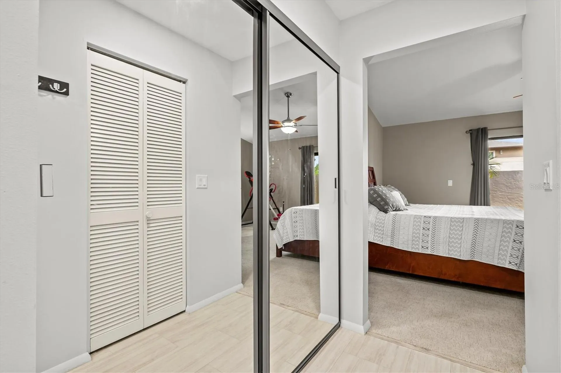 4566 Hidden View Place Sarasota FL 34235