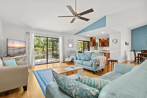 4566 Hidden View Place Sarasota FL 34235