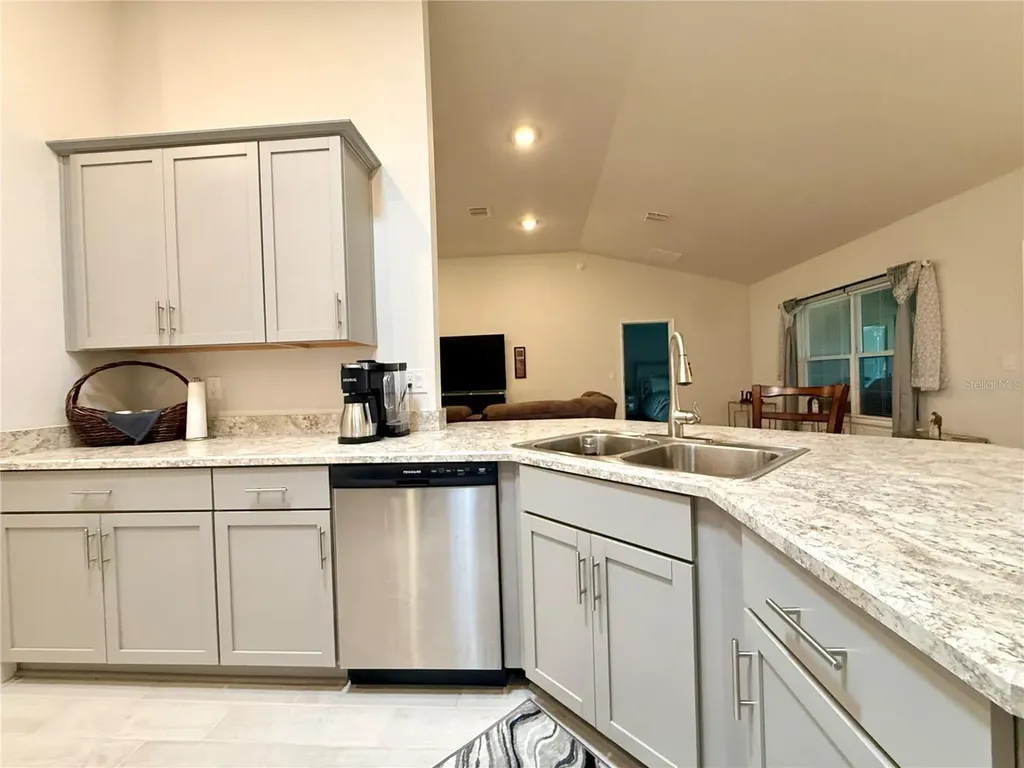9832 SW 46th Court Ocala FL 34476