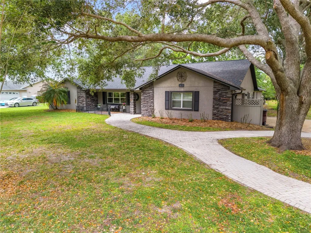 2094 Camelot Boulevard St Cloud FL 34772