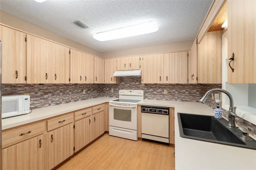 8530 SW 90th Street Ocala FL 34481