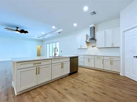 32502 Greenwood Loop Wesley Chapel FL 33545
