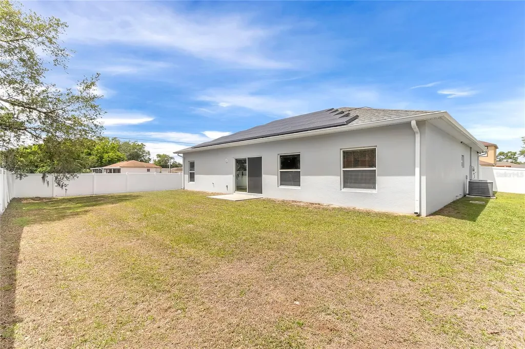 100 Aurora Lane Kissimmee FL 34758