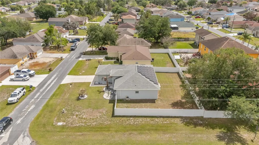 100 Aurora Lane Kissimmee FL 34758
