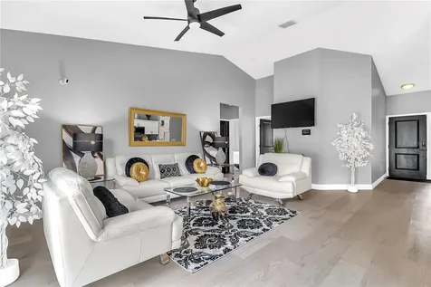 100 Aurora Lane Kissimmee FL 34758