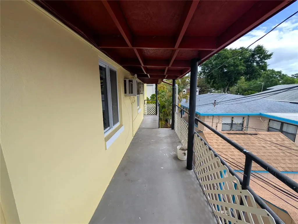 520 11th Avenue N St Petersburg FL 33701