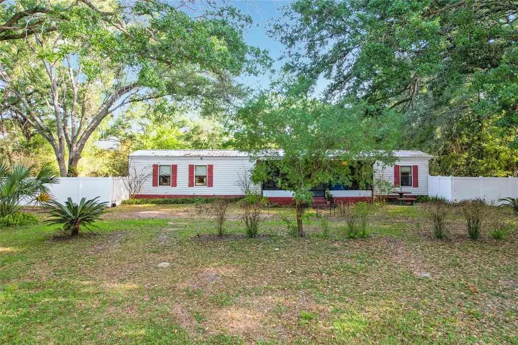 821 Irene Drive Auburndale FL 33823