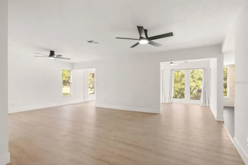 2668 Concorde Court Clearwater FL 33761