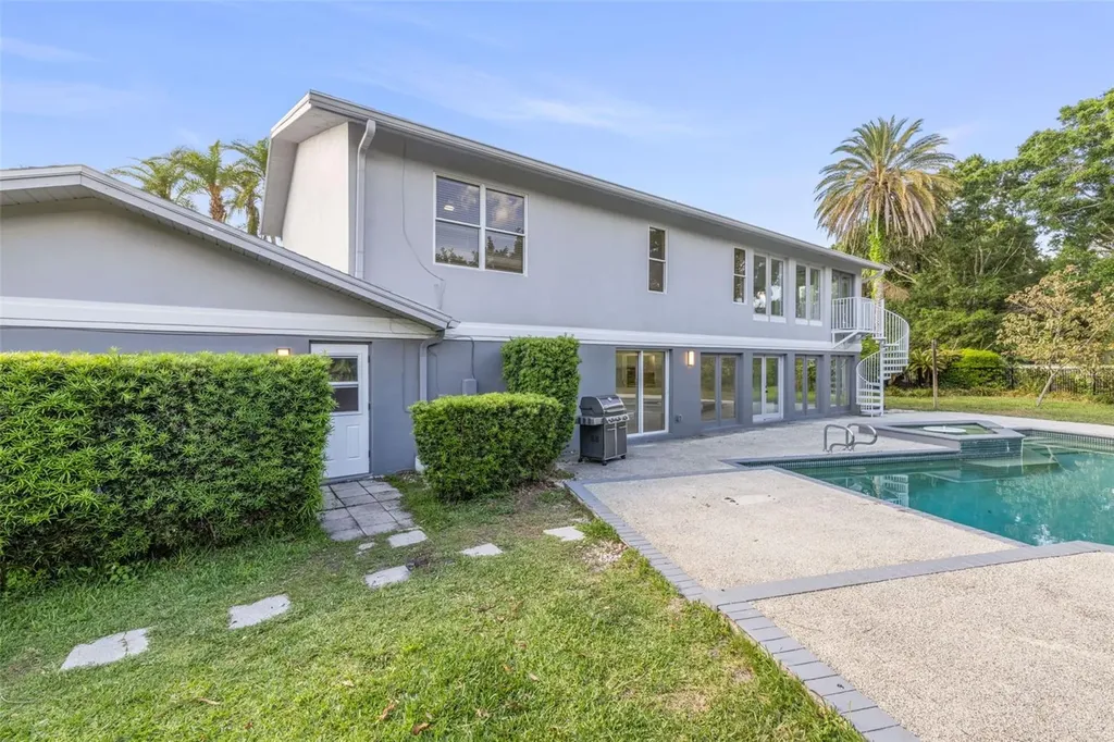2668 Concorde Court Clearwater FL 33761
