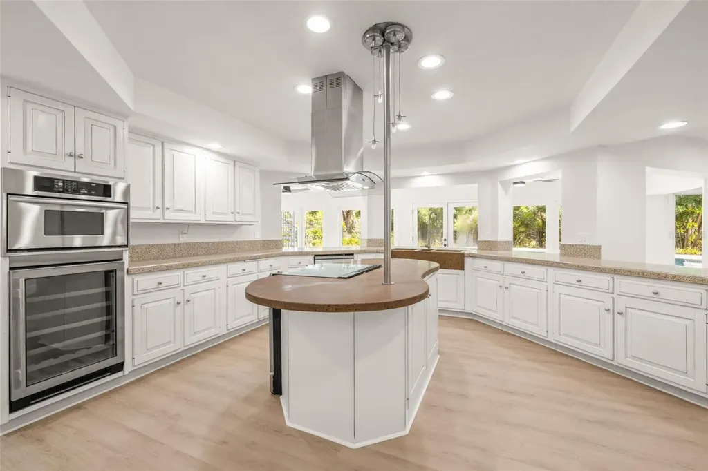 2668 Concorde Court Clearwater FL 33761