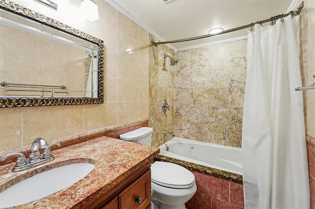 10755 Village Club Circle N St Petersburg FL 33716