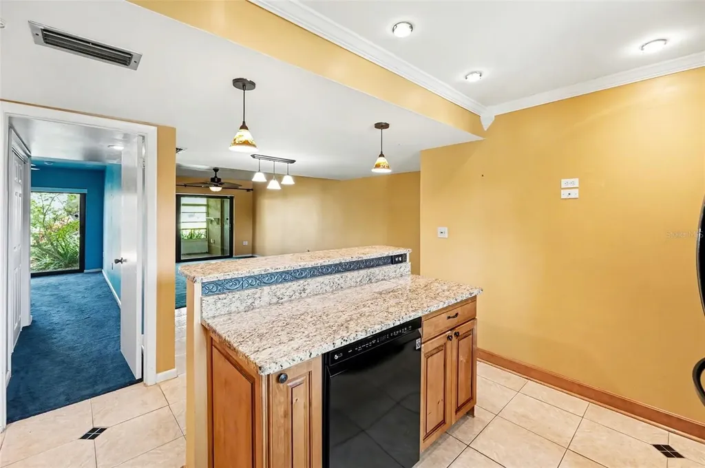 10755 Village Club Circle N St Petersburg FL 33716