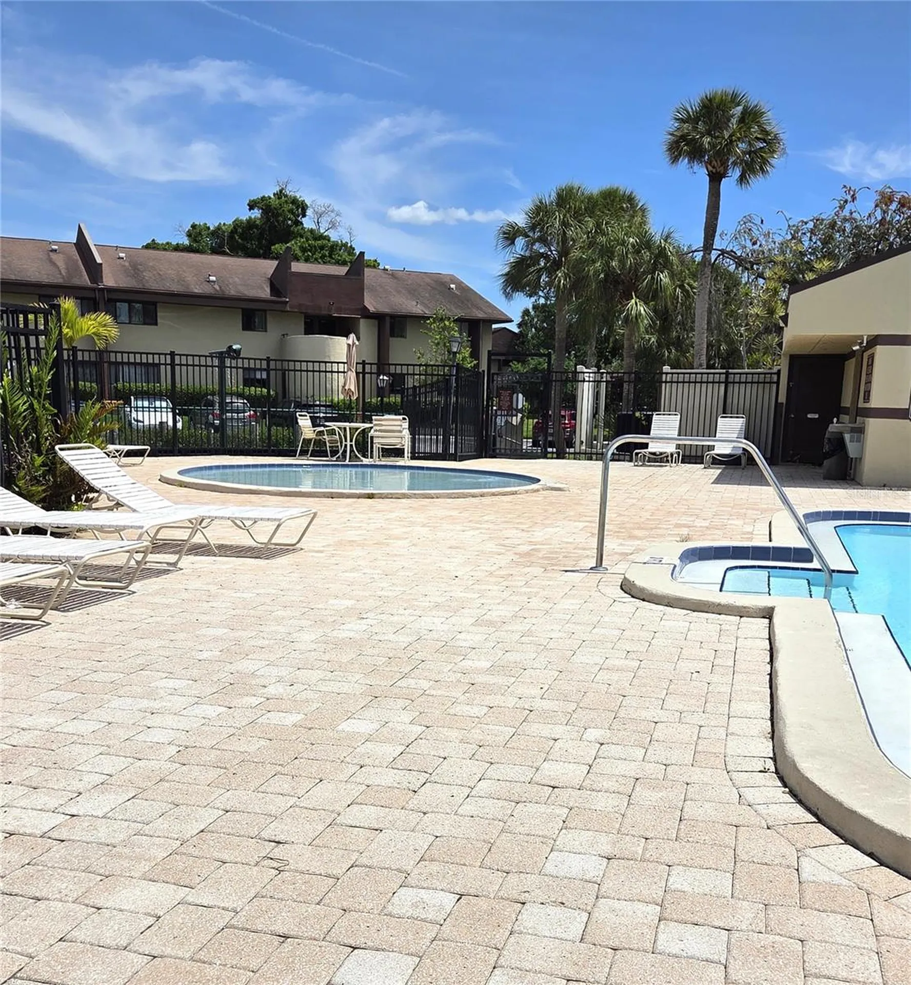 10755 Village Club Circle N St Petersburg FL 33716