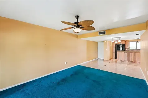 10755 Village Club Circle N St Petersburg FL 33716