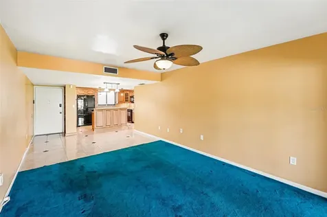 10755 Village Club Circle N St Petersburg FL 33716