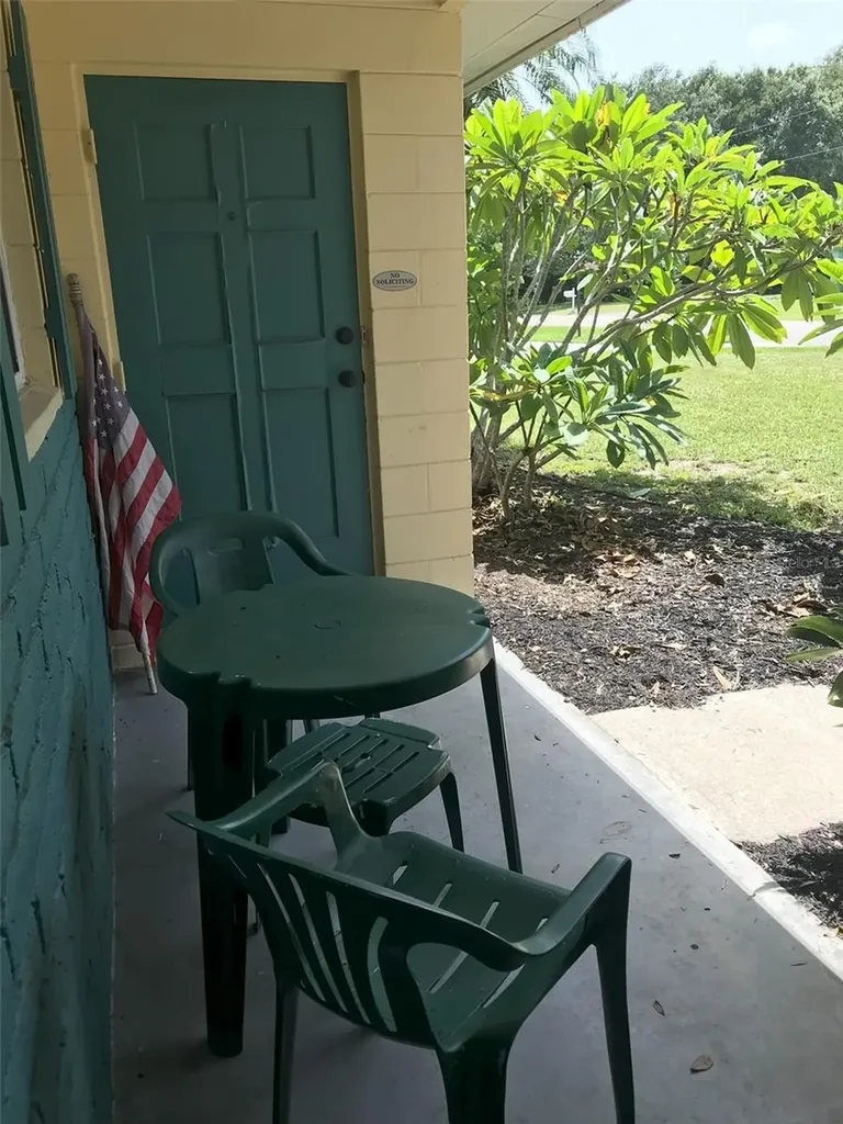 2165 Sunnyside Lane Sarasota FL 34239