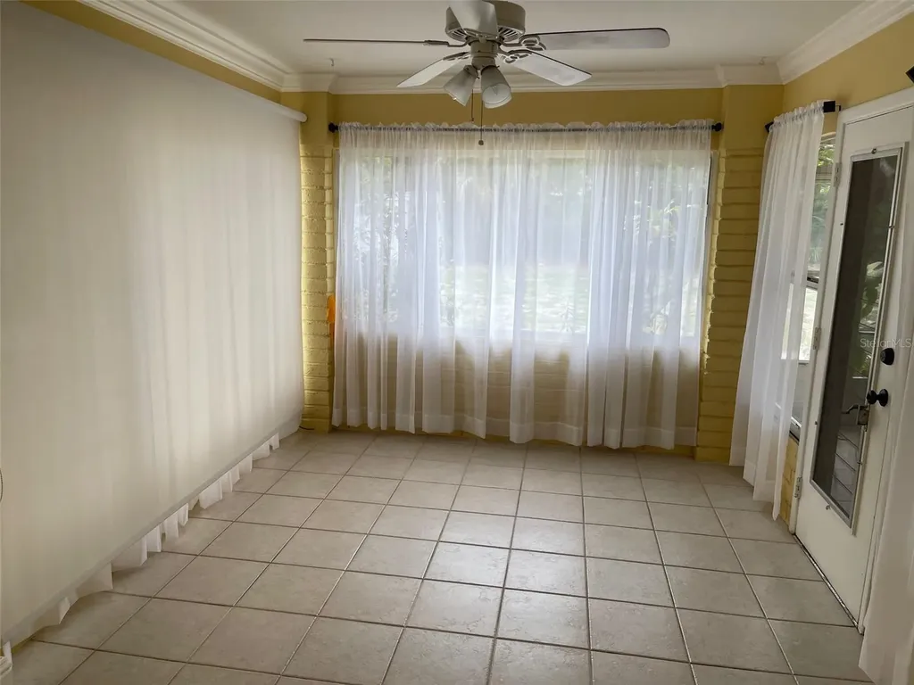 2165 Sunnyside Lane Sarasota FL 34239