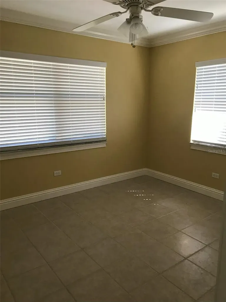 2165 Sunnyside Lane Sarasota FL 34239