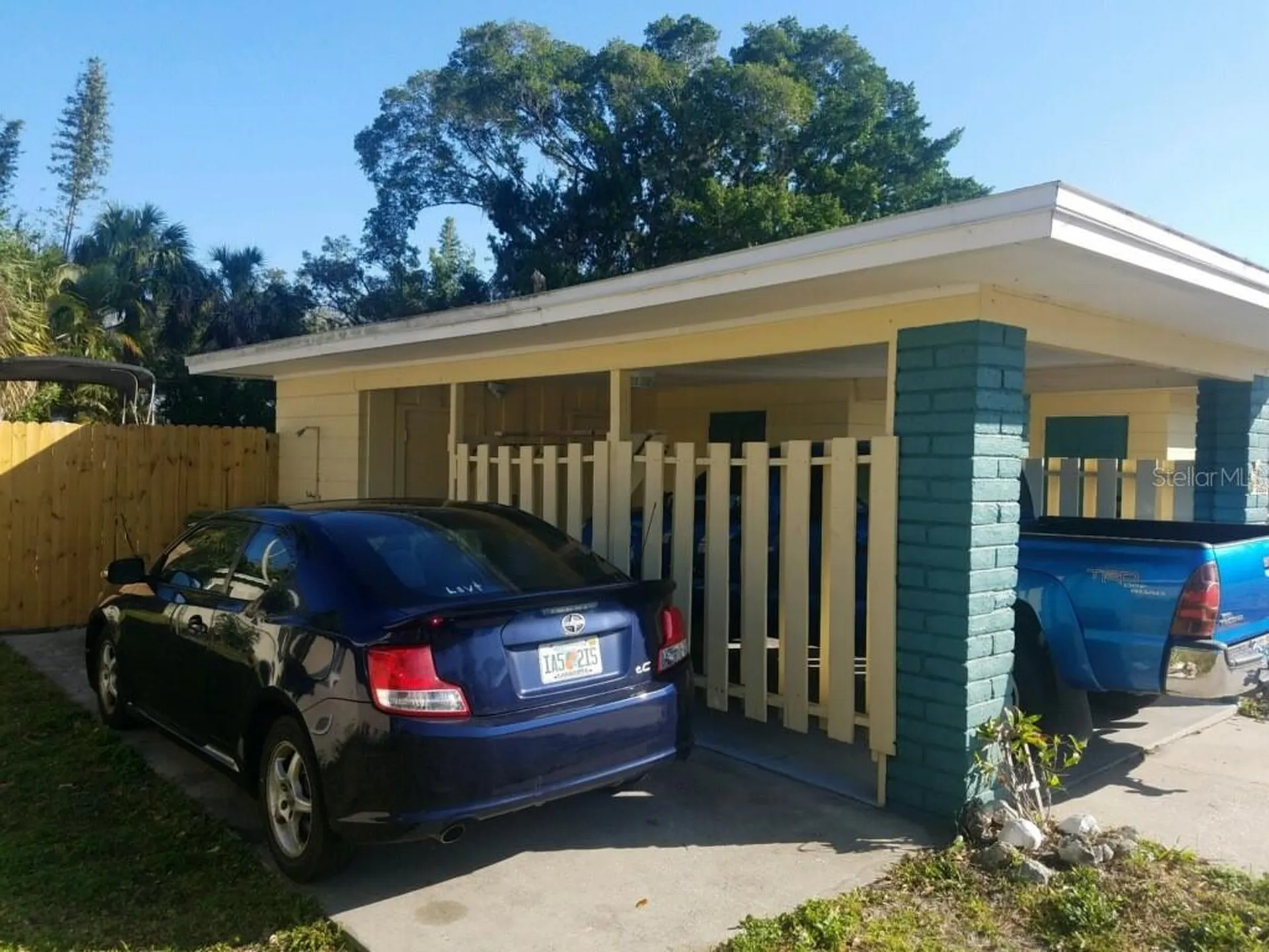2165 Sunnyside Lane Sarasota FL 34239