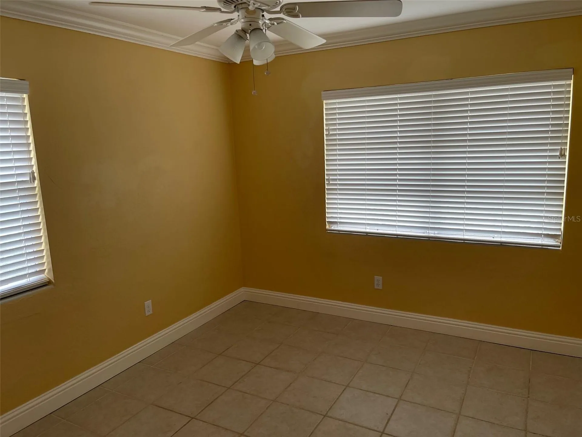 2165 Sunnyside Lane Sarasota FL 34239