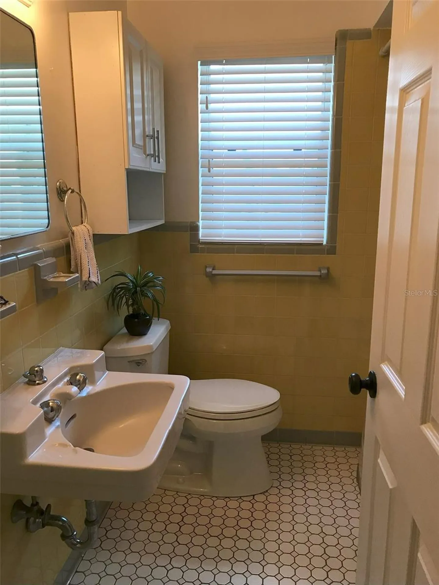 2165 Sunnyside Lane Sarasota FL 34239