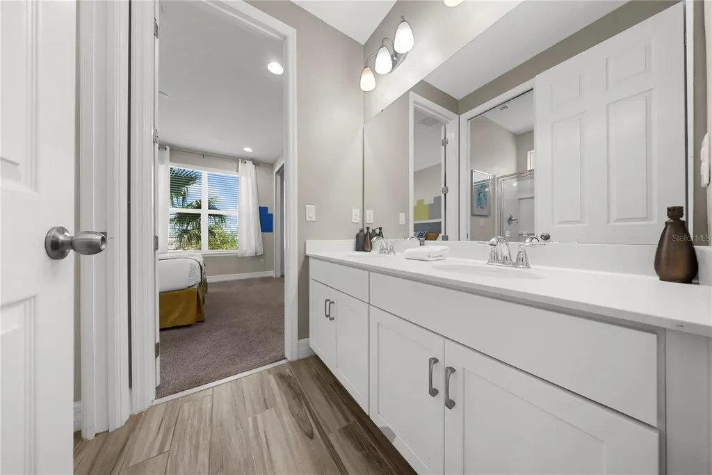 9014 Pelican Cove Trail Kissimmee FL 34747