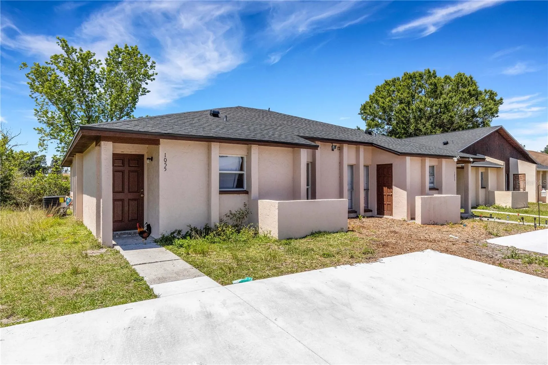 1053 / 1055 Captiva Point Lakeland FL 33801