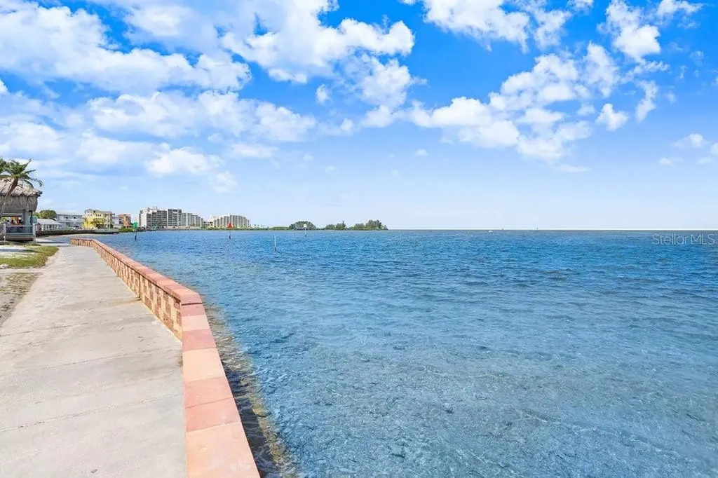 13400 Neptune Drive Hudson FL 34667