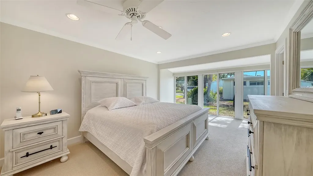 206 Hourglass Way Sarasota FL 34242