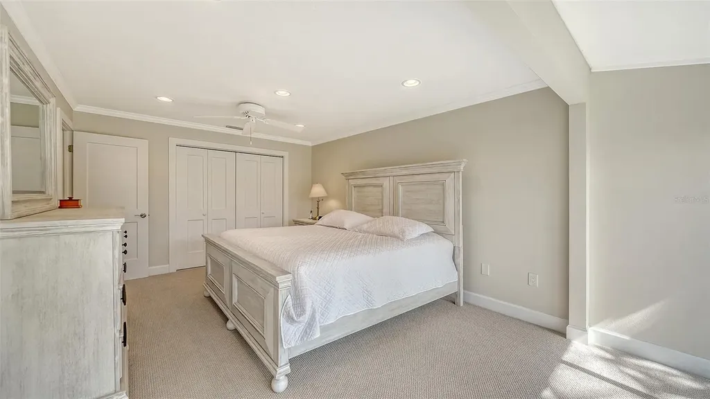 206 Hourglass Way Sarasota FL 34242