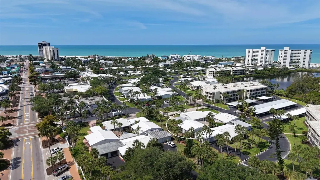 206 Hourglass Way Sarasota FL 34242