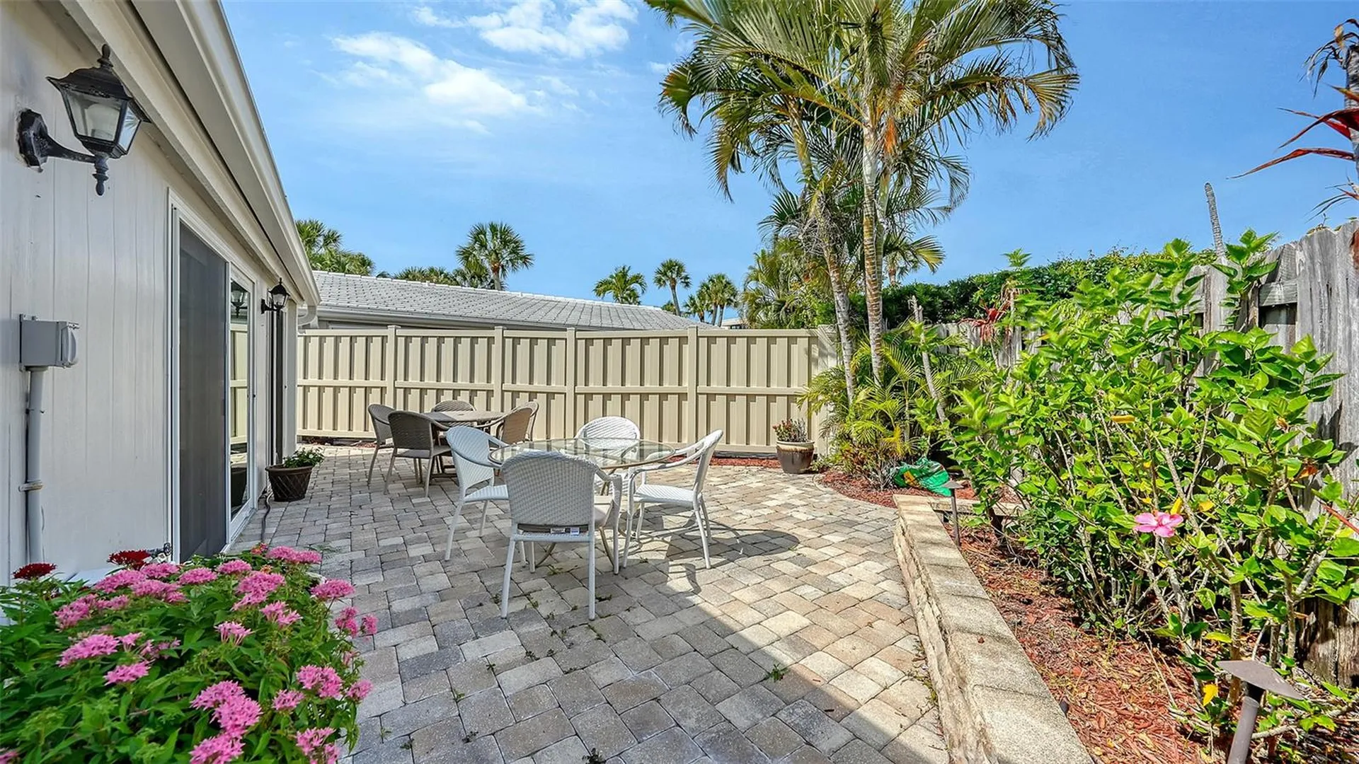 206 Hourglass Way Sarasota FL 34242