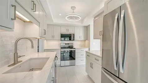 206 Hourglass Way Sarasota FL 34242
