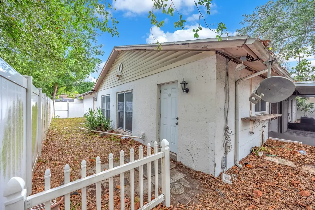 6606 Twelve Oaks Boulevard Tampa FL 33634