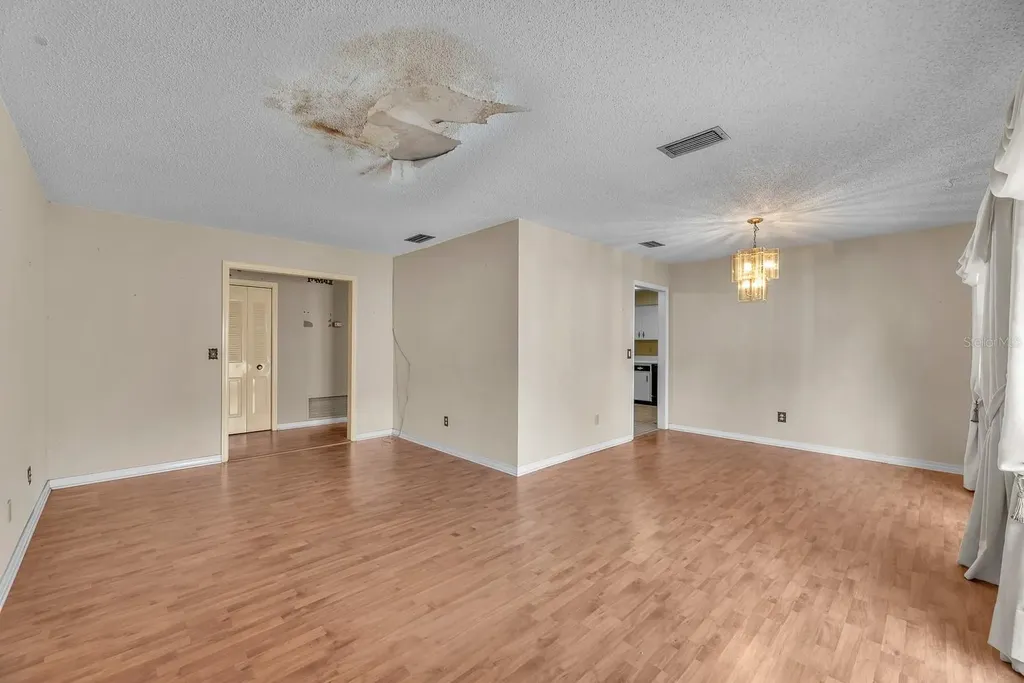 6606 Twelve Oaks Boulevard Tampa FL 33634